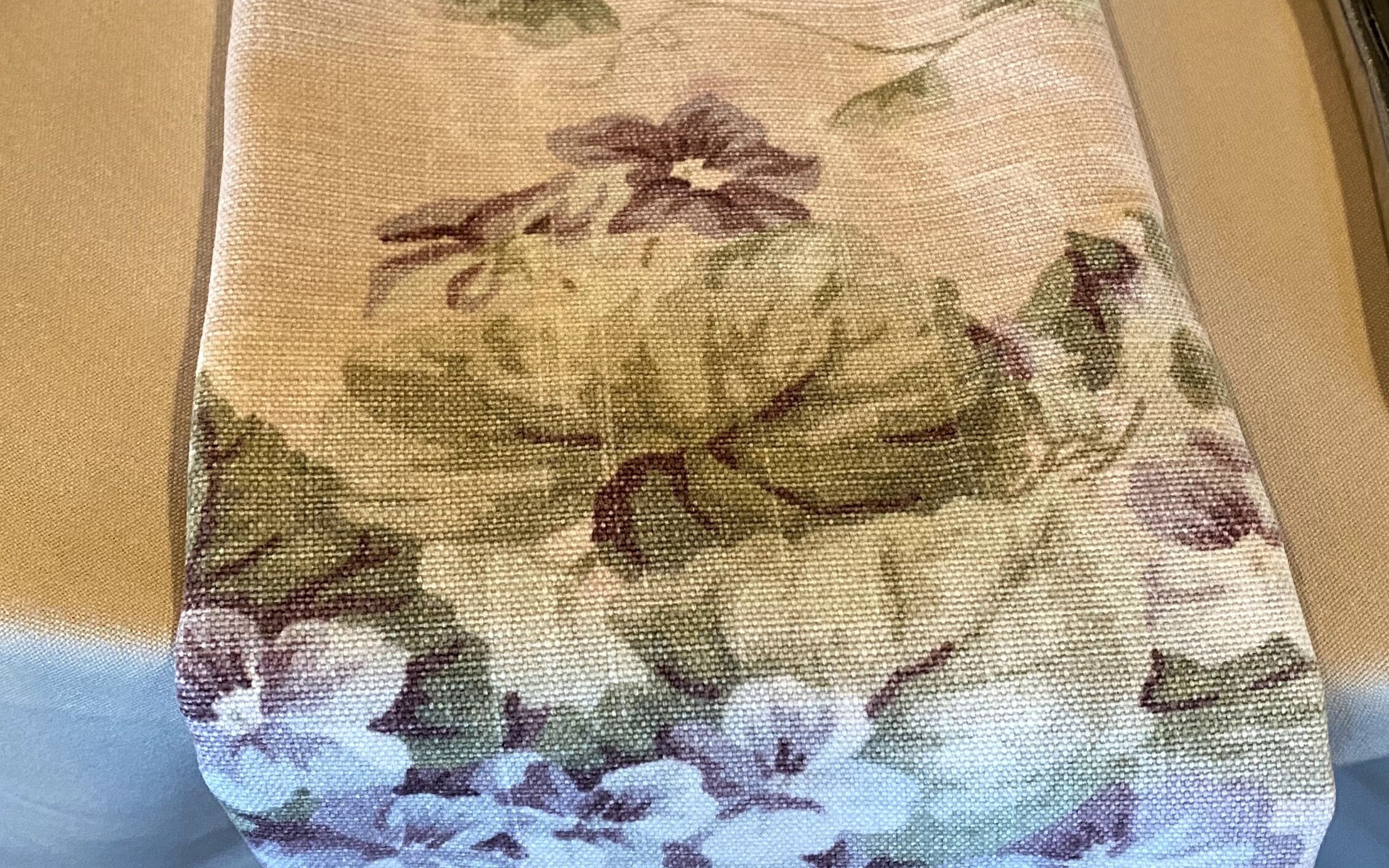 Sweet Violets Vintage Floral — The Linen Shop